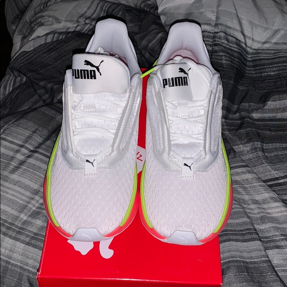 ⭐️ BRAND NEW WOMEN’S PUMA SHOES ⭐️